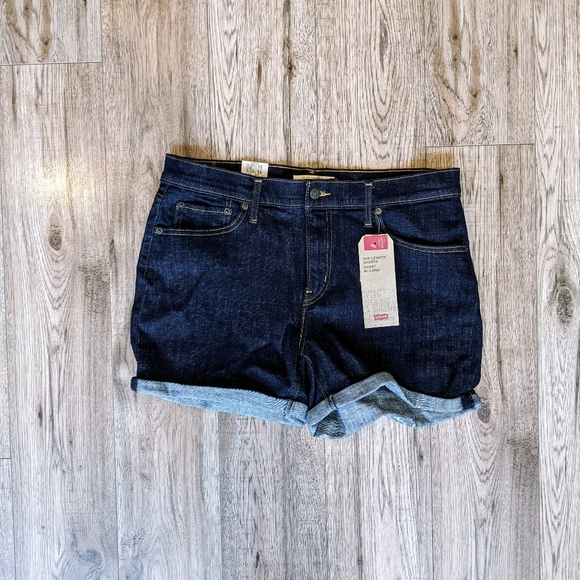 Levi jean shorts - Picture 1 of 4